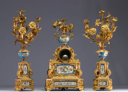Imposante et magnifique garniture de cheminée...