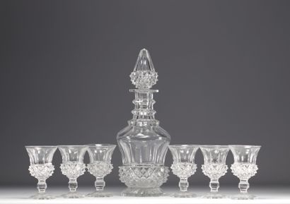 Ensemble composé d'une carafe et de six verres...