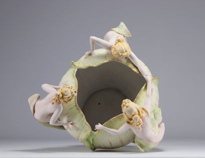 Imposant vase Art Nouveau 