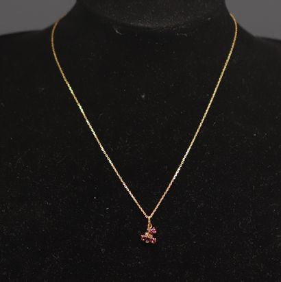 Collier en or 18k, rubis et diamants pour...