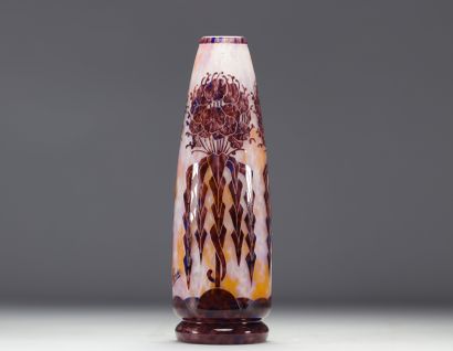 Le Verre Français vase dégagé à l'acide Art...