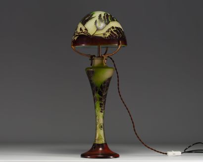 Émile GALLÉ (1846-1904) Grande lampe champignon...
