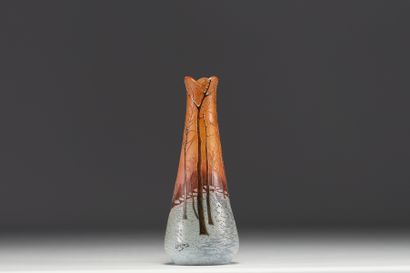 François Théodore LEGRAS (1839-1916) Vase...