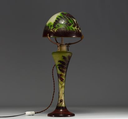 Émile GALLÉ (1846-1904) Grande lampe champignon...