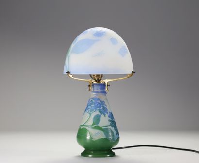 Émile GALLÉ (1846-1904) Lampe champignon...