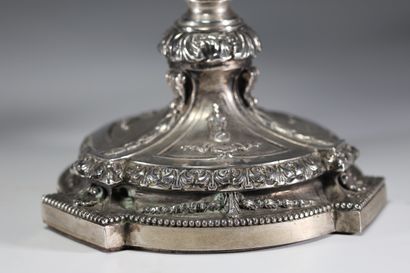 Imposante paire de candélabres Louis XVI...
