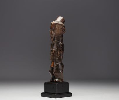 Afrique RDC - Statue Teke, XXème.
Poids:...