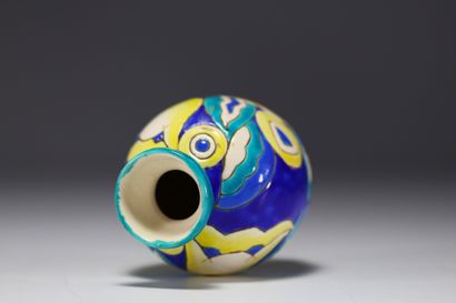KERAMIS -Petit vase émaillé à décor de fleurs...