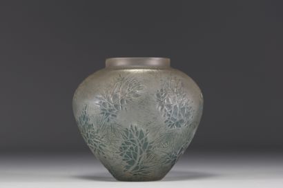 René LALIQUE (1860-1945) Vase 