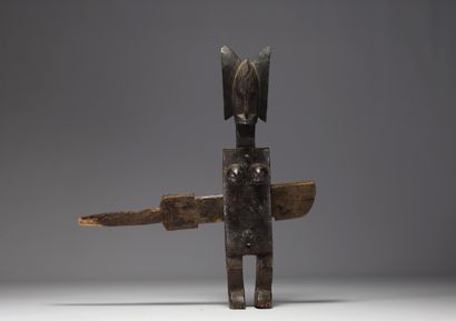 Mali - Serrure Dogon en bois sculpté.
Poids:...