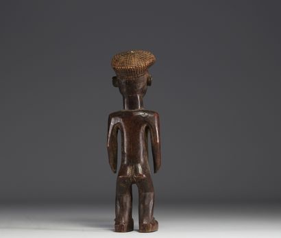 RDC - Statuette féminine Chokwé en bois sculpté.
Poids:...