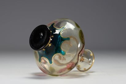Vase d'époque Art Nouveau en verre à applications...