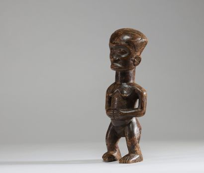 Élégante figure masculine Ndengese (groupe...