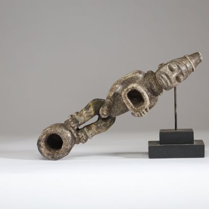 Congo - Yambé - Pipe stéatite sculptée d'un...