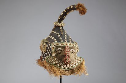 Masque Kuba RD Congo,couvre-chef cérémoniel...