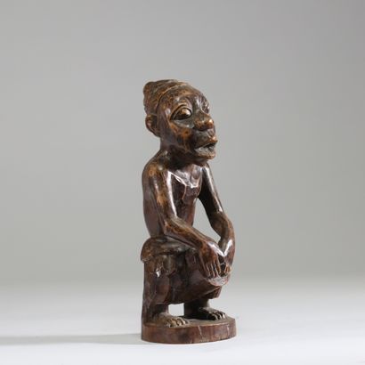 Ancien joueur de tam-tam Bakongo, Congo RDC,...