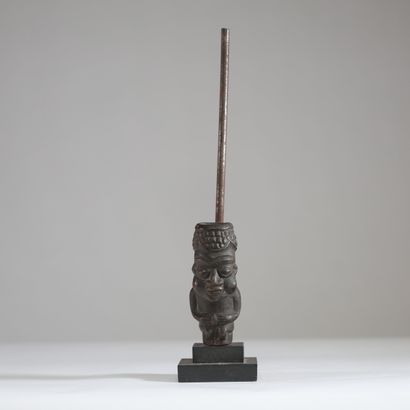 Cameroun - Bamum - Pipe en terre cuite et...