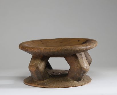 Ancien tabouret Lega, Congo RDC . Bois ancien...
