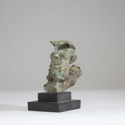 Cameroun - Bamiléké - Fourneau en bronze...