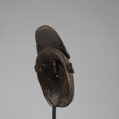 Masque ivoirien à influence Yoruba. 
Bois...