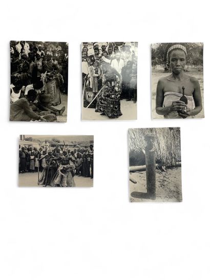 Ensemble de 18 photographies argentiques...