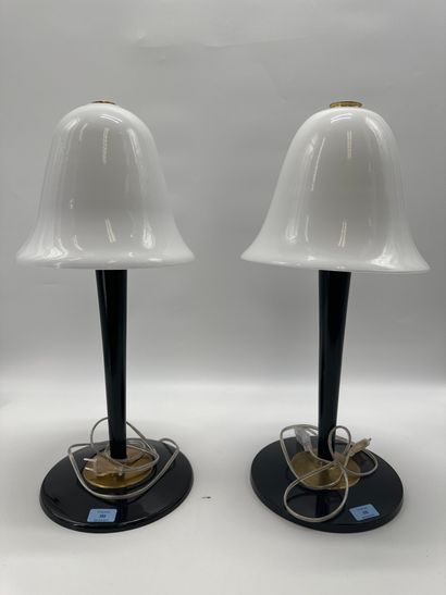 Mazda Lamps. Paire de lampes art déco. Bon...