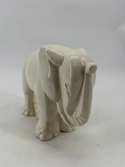 Eléphant stylisé en faïence craquelée art...