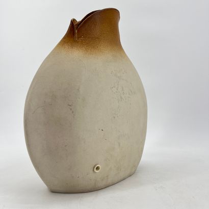 Georges DELIEGE (1944). Vase en grés vernissé...