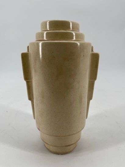 Charles CATTEAU (1880-1966). Vase Boch Keramis...