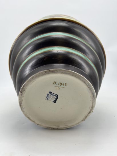 Charles CATTEAU (1880-1966). Vase Boch Keramis...