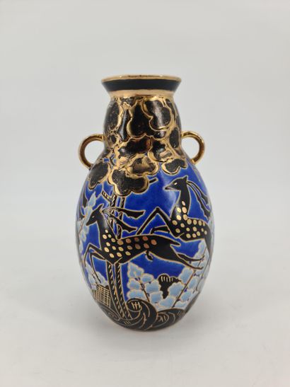 Raymond CHEVALLIER (1900-1959). Vase Boch...