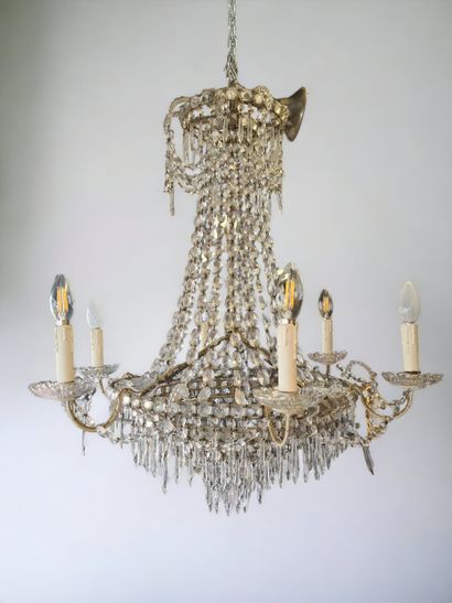 Lustre sac à perle milieu XXème. Ht : 80...