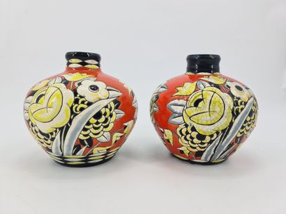 Charles CATTEAU (1880-1966). Lot de 2 vases...