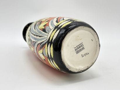 Charles CATTEAU (1880-1966). Vase Boch Keramis...