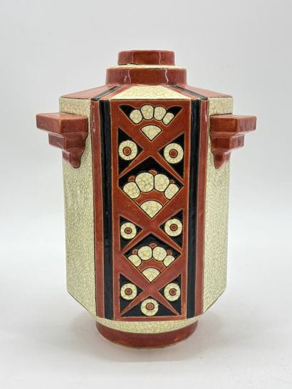 Charles CATTEAU (1880-1966). Vase Boch Keramis...