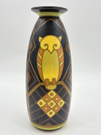 Charles CATTEAU (1880-1966). Vase Boch Keramis...