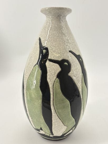 Charles CATTEAU (1880-1966). Vase Boch Keramis...