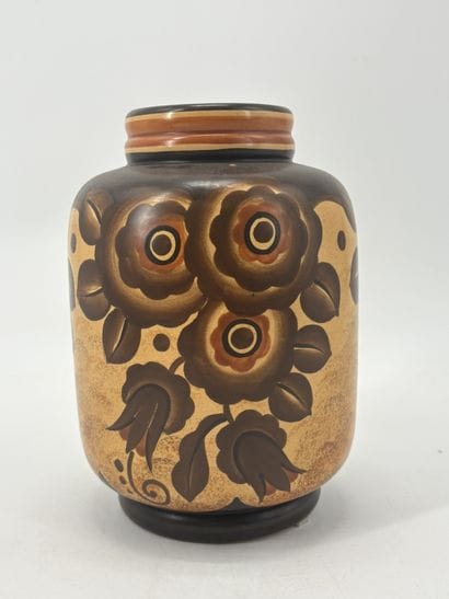 Charles CATTEAU (1880-1966). Vase Boch Keramis...