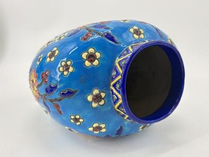 Charles CATTEAU (1880-1966). Vase Boch Keramis...