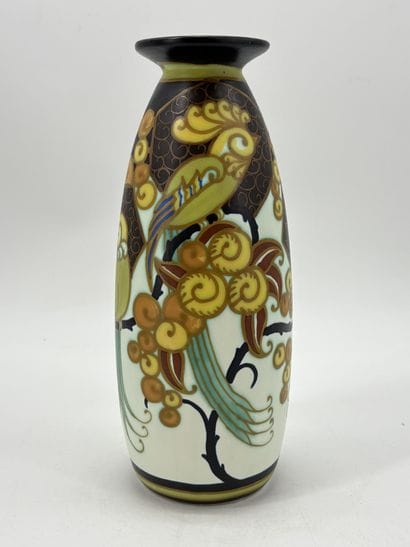 Charles CATTEAU (1880-1966). Vase Boch Keramis...