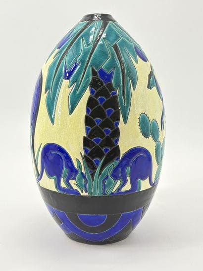 Charles CATTEAU. Vase art déco Boch Keramis...