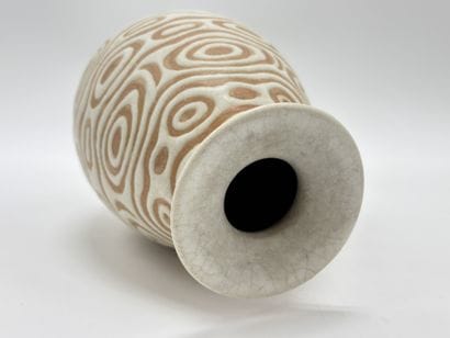 Charles CATTEAU (1880-1966). Vase Boch Keramis...