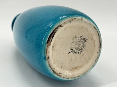 Charles CATTEAU (1880-1966). Vase Boch Keramis...