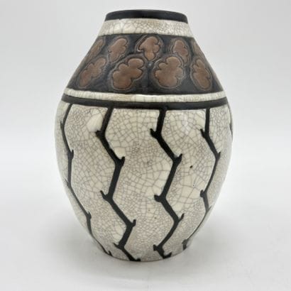 Charles CATTEAU (1880-1966). Vase Boch Keramis...