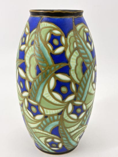 Charles CATTEAU (1880-1966). Vase Boch Keramis...