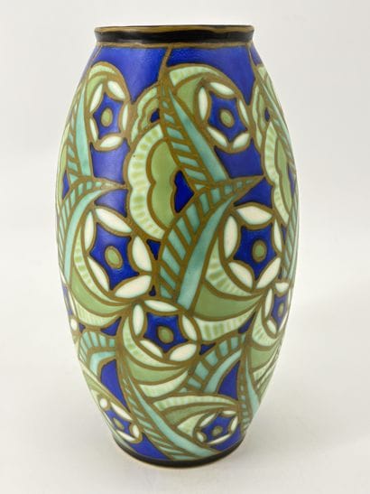 Charles CATTEAU (1880-1966). Vase Boch Keramis...