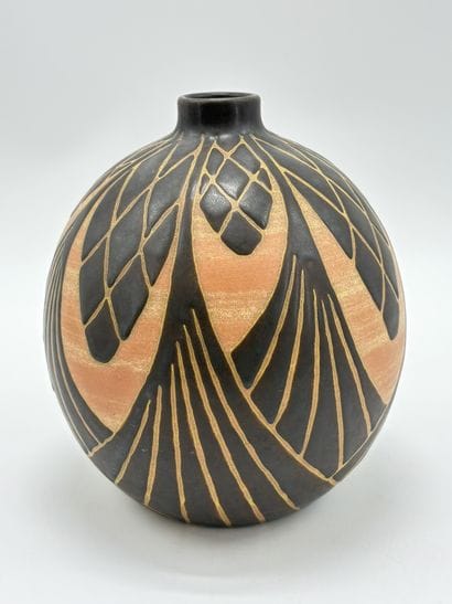 Charles CATTEAU (1880-1966). Vase Boch Keramis...