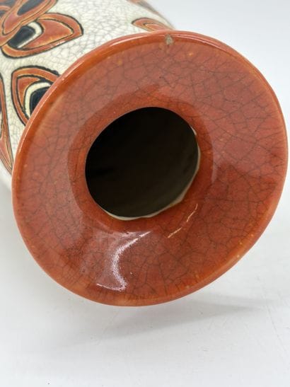 Charles CATTEAU (1880-1966). Vase Boch Keramis...