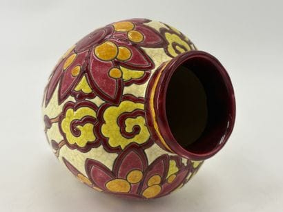 Charles CATTEAU (1880-1966). Rare vase Boch...