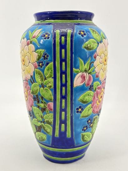 Charles CATTEAU (1880-1966). Vase Boch Keramis...